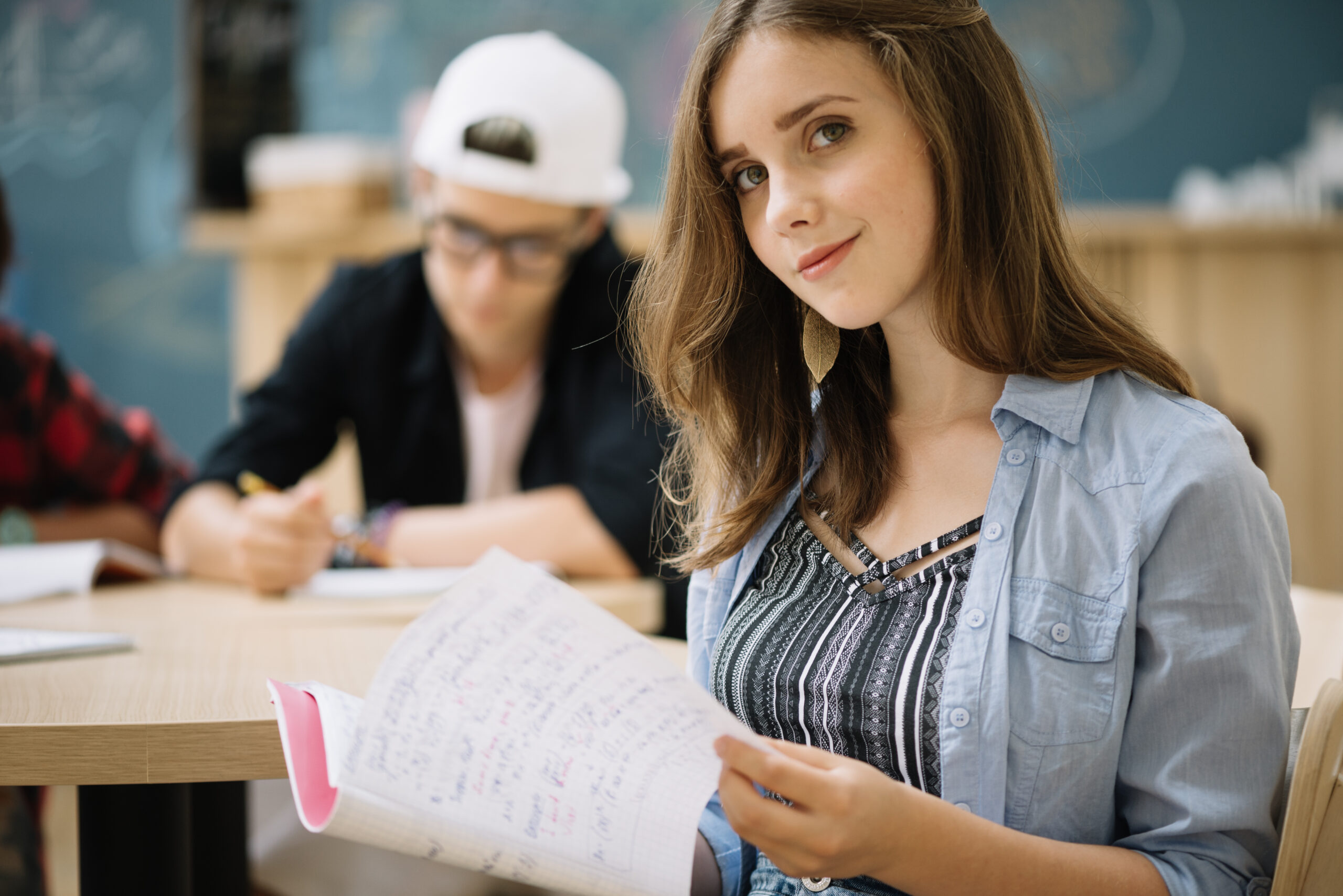 Examens de passage ou rattrapage en secondaire : comment les réussir (haut la main) grâce à la Student Academy ?