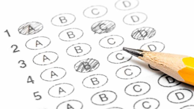 Réussir un QCM : 10 techniques efficaces pour booster ton score